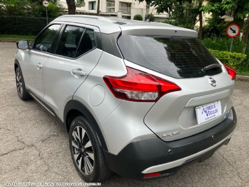 Nissan KICKS SV AUTOMTICO 2017/2018